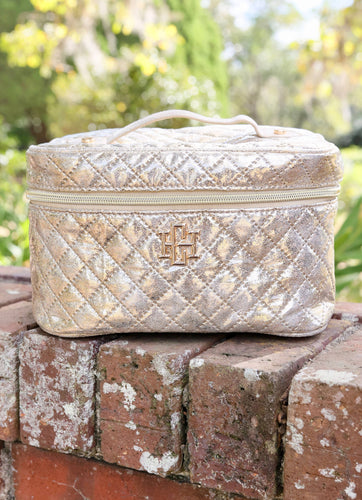Caroline Hill - Hampton Train Case Champagne Pop: Default