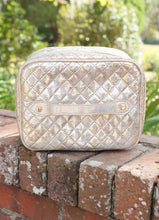 Caroline Hill - Hampton Train Case Champagne Pop: Default